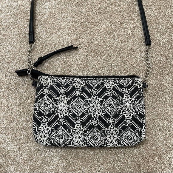 Steve Madden Black Paisley Crossbody Purse Bag Mini Small White Hearts Chain - Picture 3 of 10